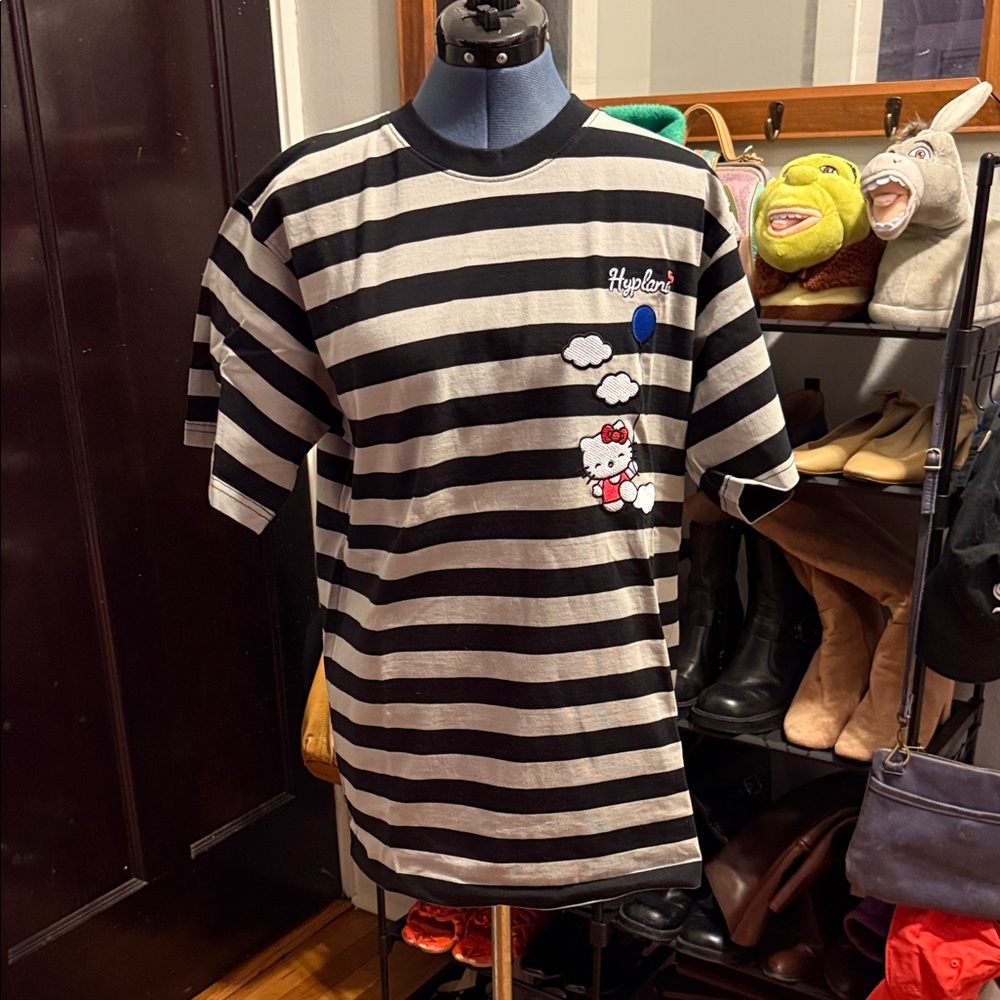 Hypeland Black and White Striped Hello Kitty T-Shirt